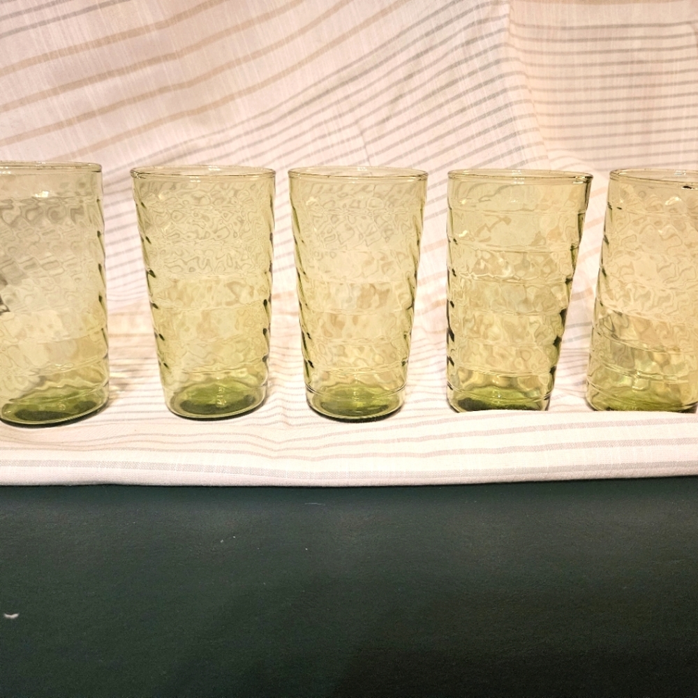 Set of 5 Avacado Green 1960's ribbed glassware